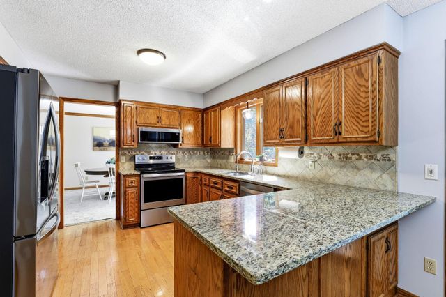 4690 Parkridge Drive, Eagan, MN 55123