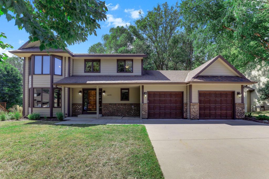 4690 Parkridge Drive, Eagan, MN 55123 — exterior