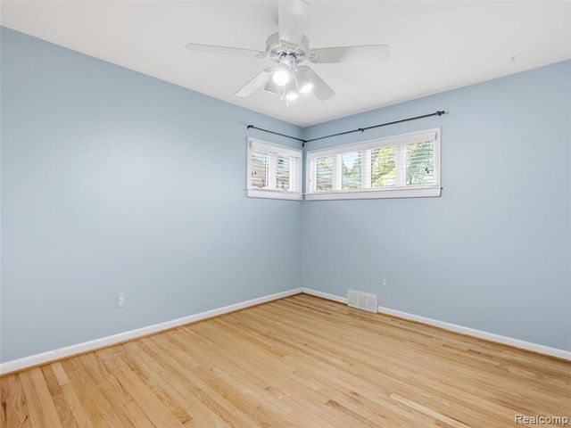 322 Maywood Avenue, Rochester, MI 48307