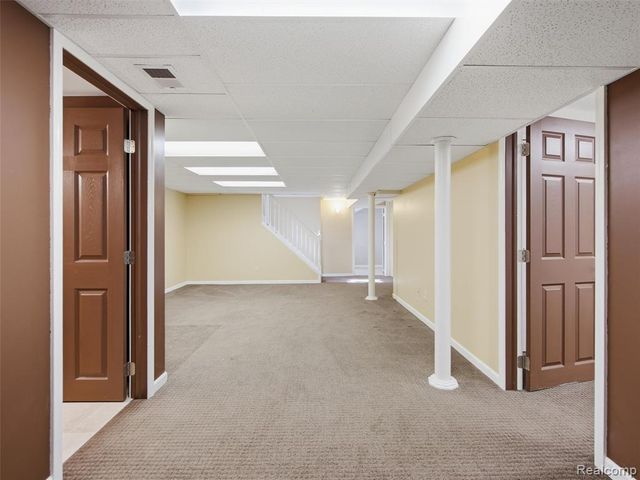 322 Maywood Avenue, Rochester, MI 48307