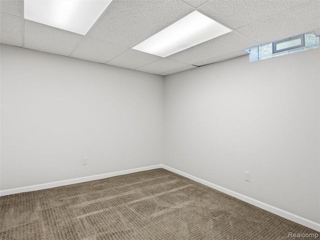 322 Maywood Avenue, Rochester, MI 48307