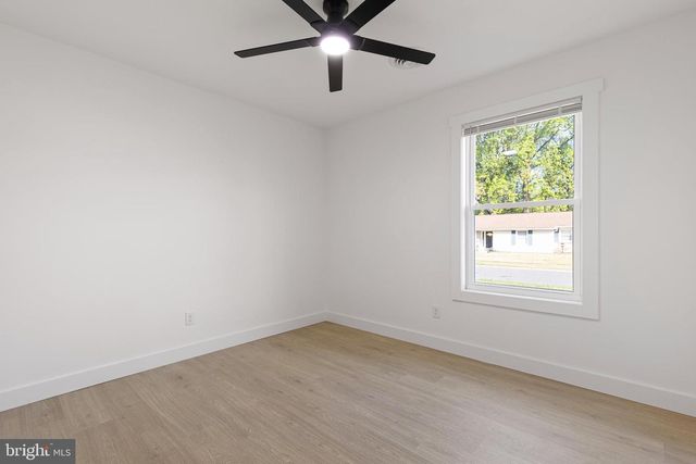 3 QUEENS WAY, Newark, DE 19713