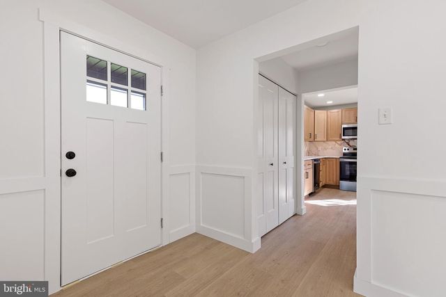 3 QUEENS WAY, Newark, DE 19713