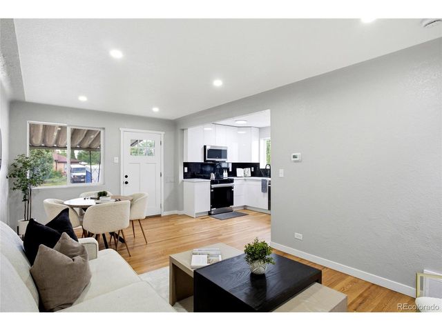 2823 N Madison St, Denver, CO 80205
