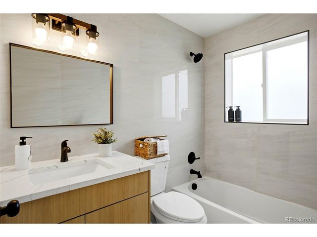 2823 N Madison St, Denver, CO 80205