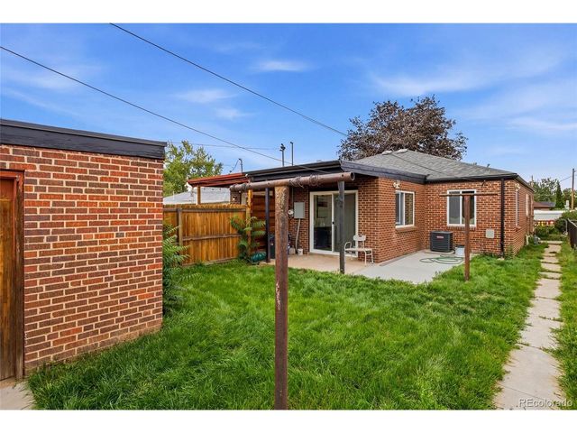 2823 N Madison St, Denver, CO 80205