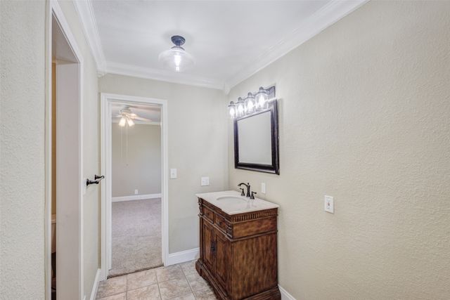 11054 County Road 2464, Poetry, TX 75160