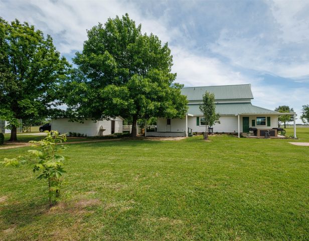 11054 County Road 2464, Poetry, TX 75160