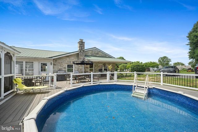 1908 CONOWINGO RD, Rising Sun, MD 21911