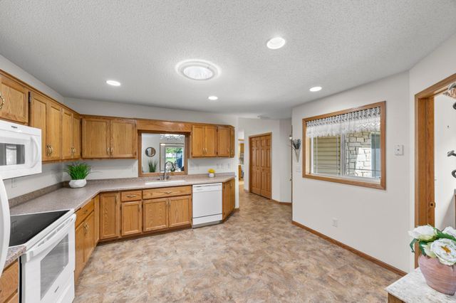 505 4th Street, Farmington, MN 55024