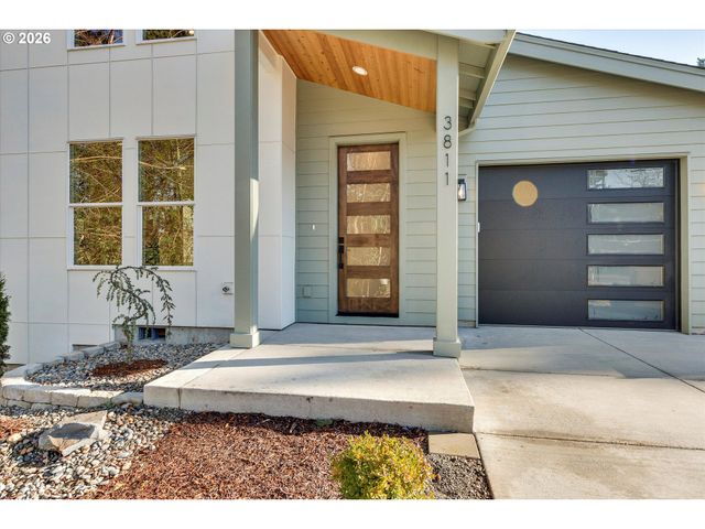 3811 Q St, Vancouver, WA 98663