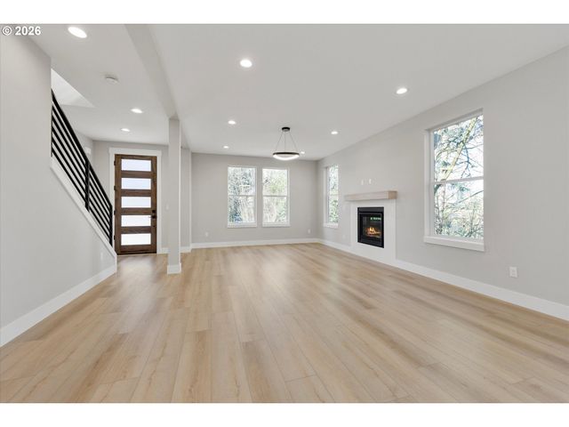 3811 Q St, Vancouver, WA 98663