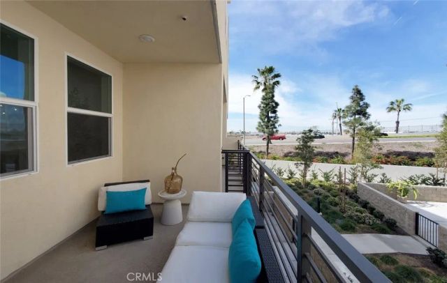 1673 W. Lincoln Avenue 102, Anaheim, CA 92801