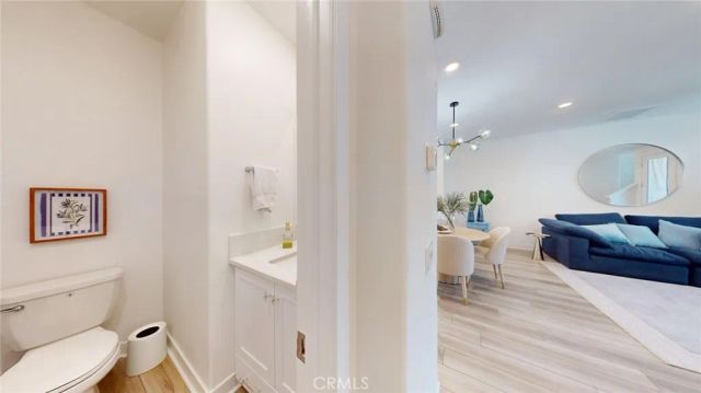 1673 W. Lincoln Avenue 102, Anaheim, CA 92801