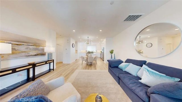 1673 W. Lincoln Avenue 102, Anaheim, CA 92801
