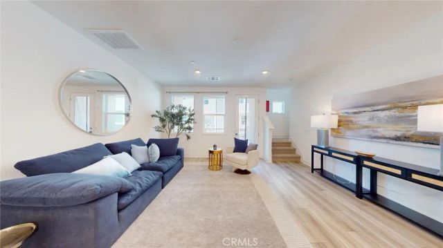 1673 W. Lincoln Avenue 102, Anaheim, CA 92801