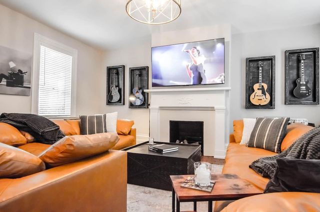 110 E Brashear Avenue, Bardstown, KY 40004