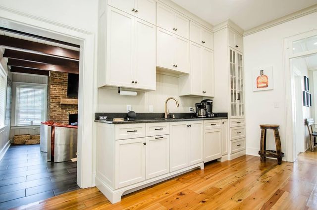 110 E Brashear Avenue, Bardstown, KY 40004