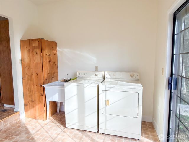 40 Glen Avenue, Chimacum, WA 98325