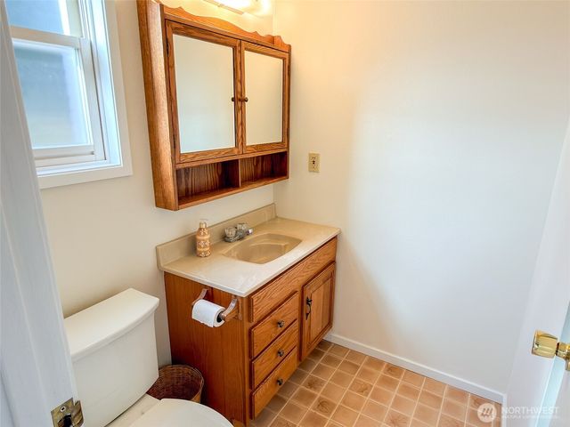 40 Glen Avenue, Chimacum, WA 98325