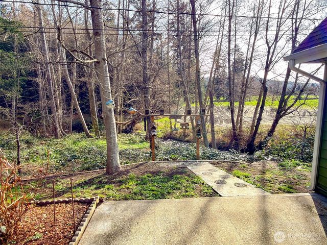 40 Glen Avenue, Chimacum, WA 98325