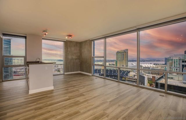 321 10th 2408, San Diego, CA 92101