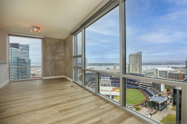 321 10th 2408, San Diego, CA 92101