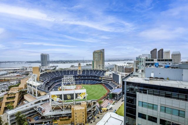 321 10th 2408, San Diego, CA 92101