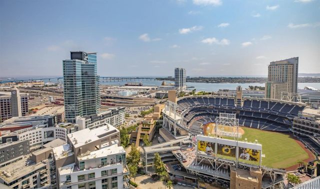 321 10th 2408, San Diego, CA 92101