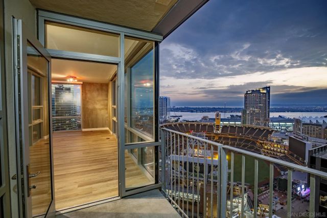 321 10th 2408, San Diego, CA 92101