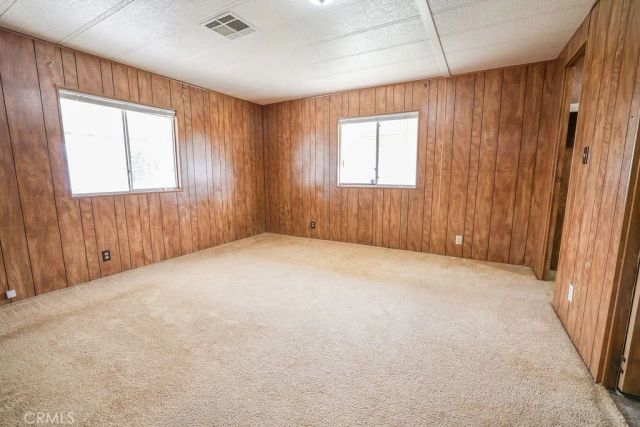 282 N La Paloma, San Jacinto, CA 92582