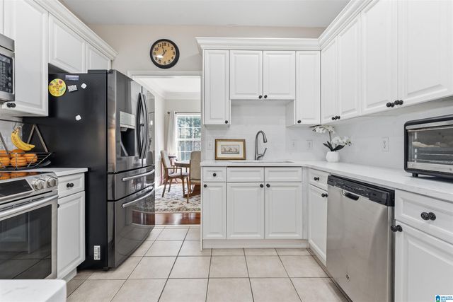 712 OLD CAHABA DRIVE, Helena, AL 35080