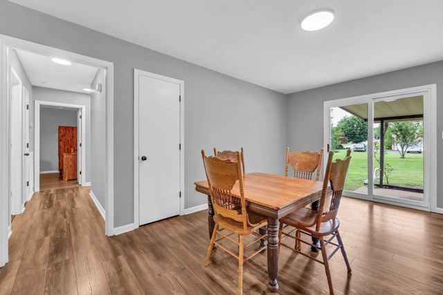 3056 Williamsburg Rd, Clarksville, TN 37043