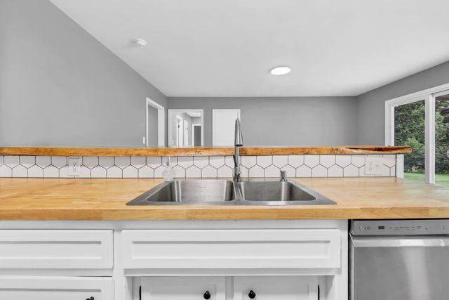 3056 Williamsburg Rd, Clarksville, TN 37043