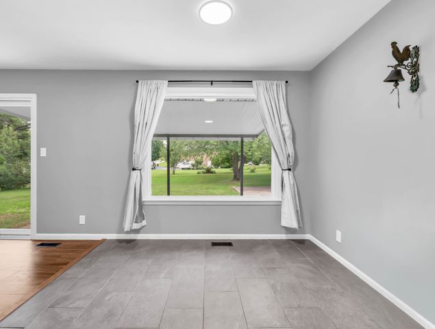 3056 Williamsburg Rd, Clarksville, TN 37043