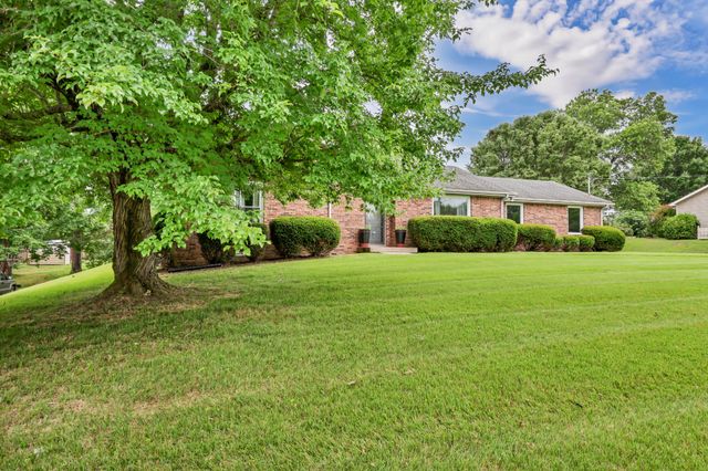 3056 Williamsburg Rd, Clarksville, TN 37043