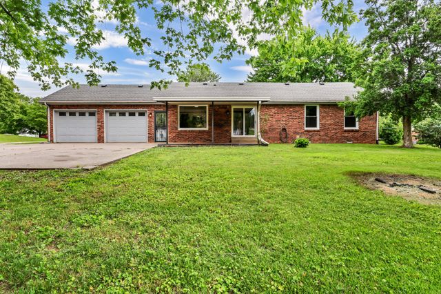 3056 Williamsburg Rd, Clarksville, TN 37043