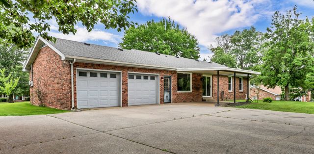 3056 Williamsburg Rd, Clarksville, TN 37043