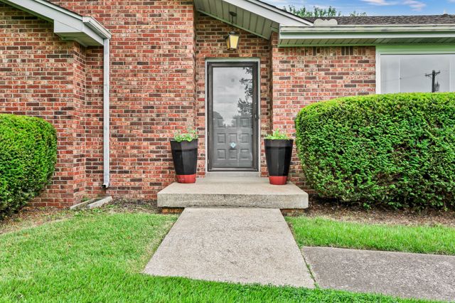 3056 Williamsburg Rd, Clarksville, TN 37043