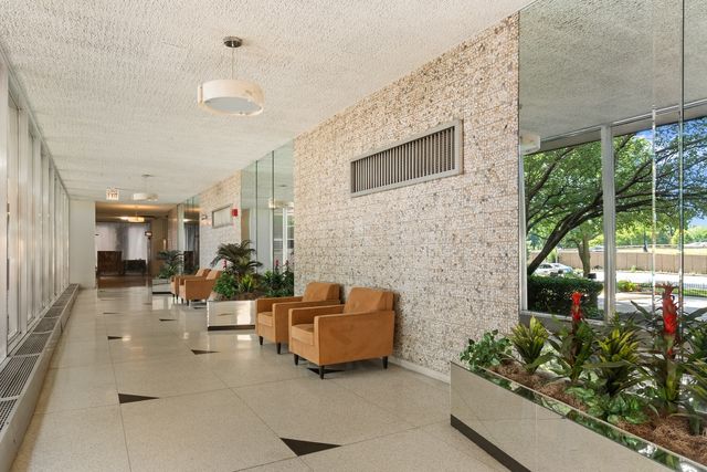 3950 N LAKE SHORE Drive 1303, Chicago, IL 60613