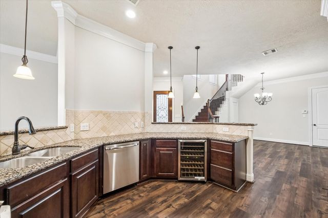 5513 Petty Street C, Houston, TX 77007