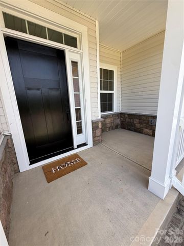 158 Kerr Walk Drive 26, Statesville, NC 28677