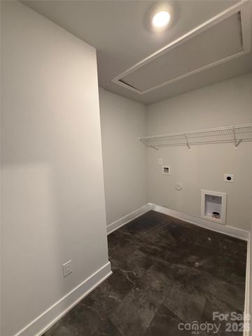 158 Kerr Walk Drive 26, Statesville, NC 28677