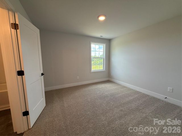 158 Kerr Walk Drive 26, Statesville, NC 28677