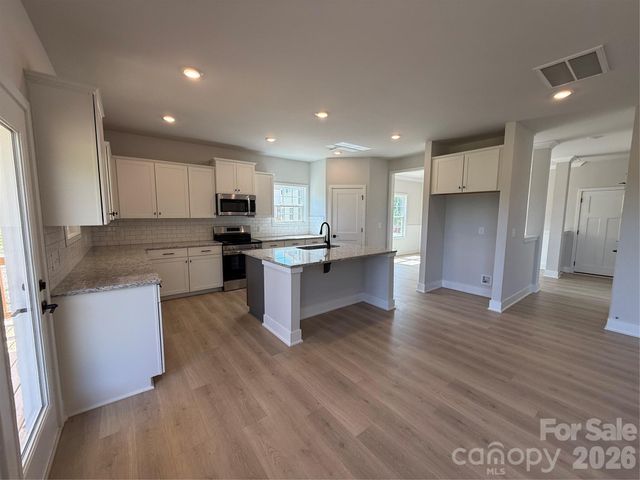 158 Kerr Walk Drive 26, Statesville, NC 28677