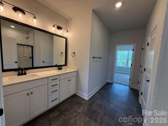 158 Kerr Walk Drive 26, Statesville, NC 28677