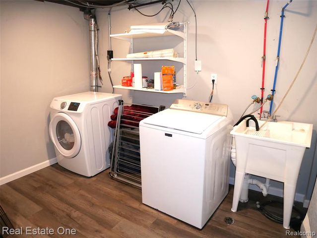 2881 Ellwood Avenue, Berkley, MI 48072