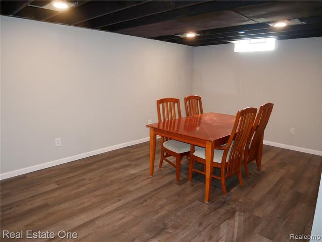 2881 Ellwood Avenue, Berkley, MI 48072