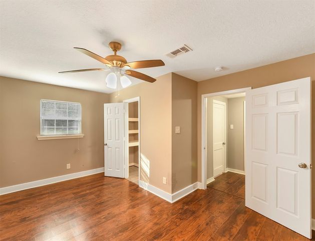 1029 Sycamore Street, La Marque, TX 77568