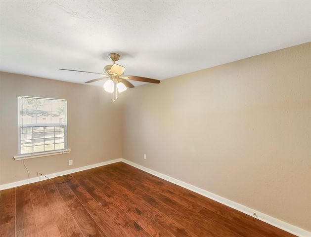 1029 Sycamore Street, La Marque, TX 77568